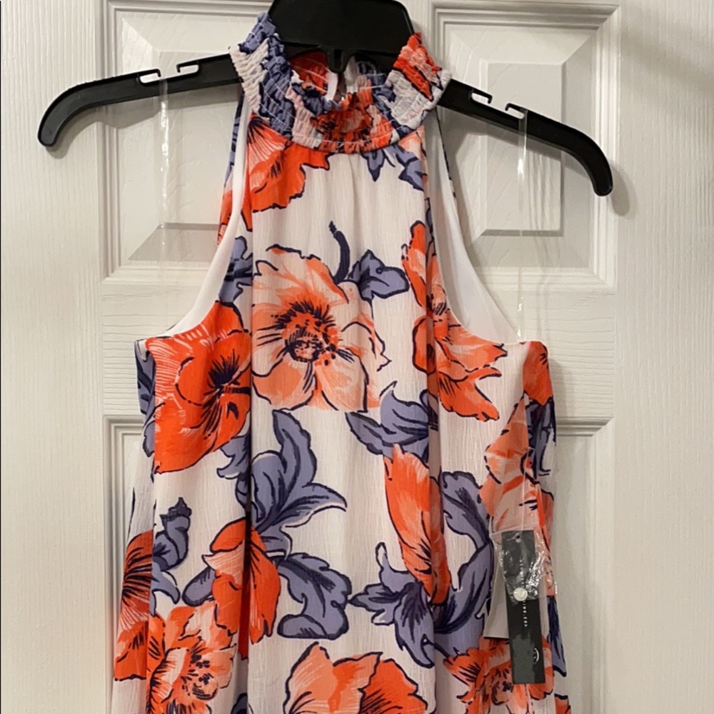 New Sleeveless Floral Dress—size Small